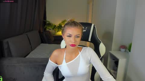 Sidny online show from 06/10/26, 09:41