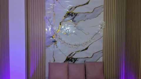 Siena online show from 04/15/26, 11:50