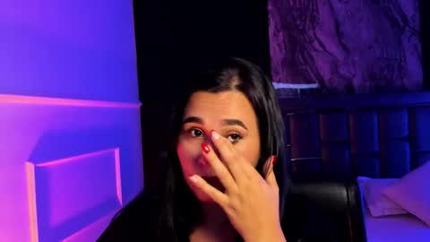 Siena Rosewood online show from 12/18/25, 04:18