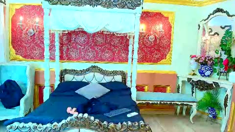 Snapshot of sienna_dark chatting on 05/22/26, 10:43 SinnaDark online show from 05/22/26, 10:43