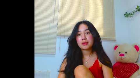 Snapshot of sienna_lorens chatting on 02/25/26, 03:10 Amber online show from 02/25/26, 03:10