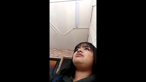 sienna_lux01 online show from 05/21/26, 02:29