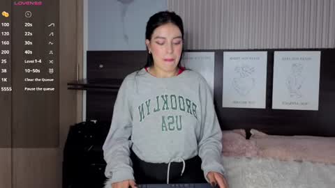 sienna_rose_ online show from 07/01/26, 06:40