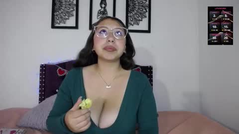 Sienna online show from 03/05/26, 12:12