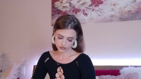 Snapshot of sienna_voss chatting on 06/08/26, 09:37 sienna_voss online show from 06/08/26, 09:37