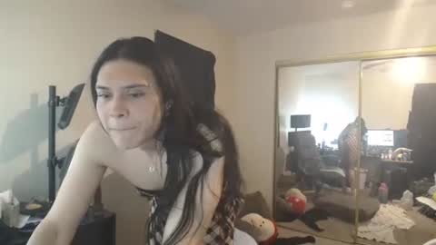 Snapshot of siennalilbunnykate chatting on 01/26/25, 04:20 Nicole Zelaya Ferrati  Niky Ferrati online show from 01/26/25, 04:20