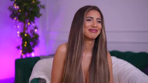 Snapshot of siennaruh chatting on 06/07/26, 11:36 Sienna online show from 06/07/26, 11:36