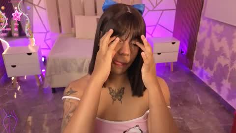 Siiam Tay online show from 02/05/26, 03:00