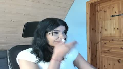 Snapshot of siirena chatting on 04/07/26, 08:48 siirena online show from 04/07/26, 08:48