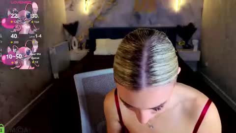 Snapshot of silen_tori chatting on 06/19/26, 01:21 Silen online show from 06/19/26, 01:21