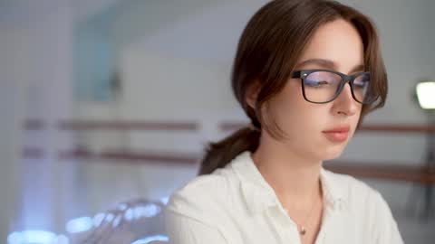 Chilli online show from 12/29/24, 10:34