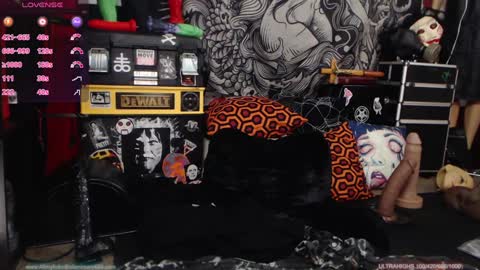 Allmylinkssilentmary666 online show from 01/13/25, 01:56