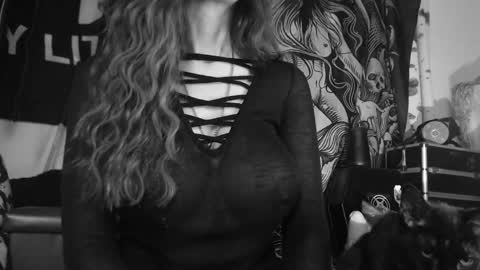 Allmylinkssilentmary666 online show from 02/06/26, 01:58