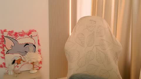 Snapshot of silk_ann chatting on 05/20/26, 04:29 silk_ann online show from 05/20/26, 04:29