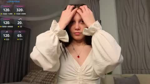 Sofia online show from 04/17/26, 03:59