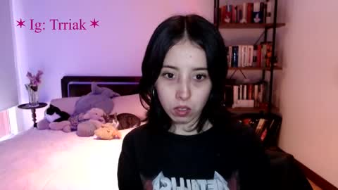 Snapshot of silkbite chatting on 03/05/26, 09:44 silkbite online show from 03/05/26, 09:44