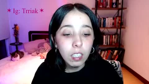 Snapshot of silkbite chatting on 03/11/26, 11:22 silkbite online show from 03/11/26, 11:22