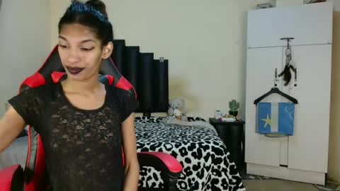 Snapshot of silky_indian69 chatting on 07/13/26, 01:08 Niki online show from 07/13/26, 01:08