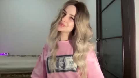 silkybabe19 online show from 12/05/25, 01:25