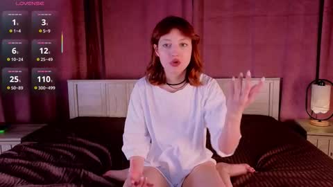 Snapshot of silly___woman chatting on 11/08/25, 01:33 silly___woman online show from 11/08/25, 01:33