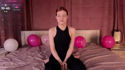 Snapshot of silly___woman chatting on 01/09/26, 03:37 silly___woman online show from 01/09/26, 03:37