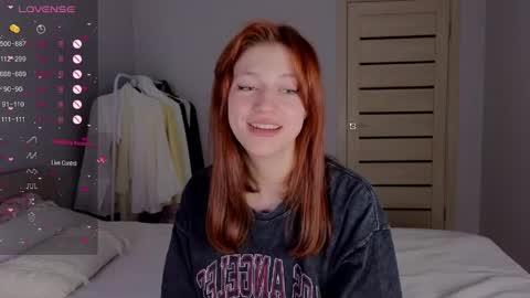 silly___woman online show from 05/14/26, 08:15