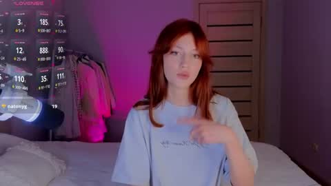 silly___woman online show from 06/25/26, 07:18