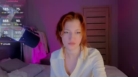 silly___woman online show from 07/16/26, 08:04