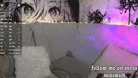 Mia online show from 04/20/26, 04:43