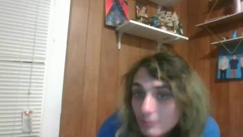 Hailey online show from 12/04/24, 12:30