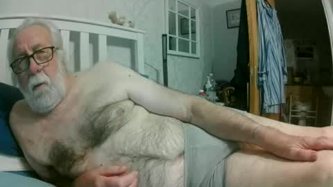 sillyoldman45221063 online show from 07/12/26, 10:01