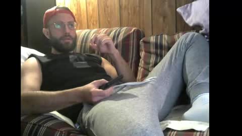 Snapshot of silu1027 chatting on 10/13/25, 07:14 silu1027 online show from 10/13/25, 07:14