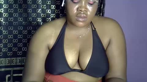 silver baby06 online show from 10/15/25, 08:31