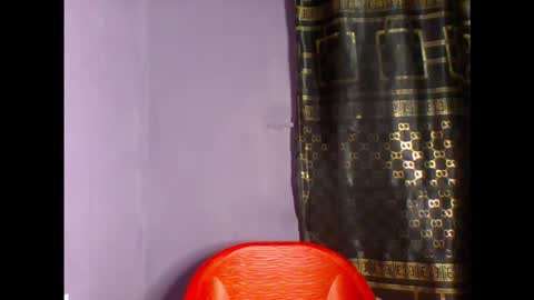 silver baby06 online show from 11/21/25, 08:07