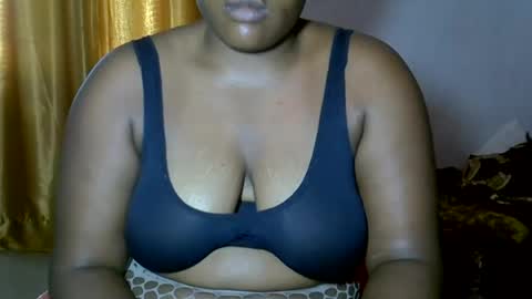 Snapshot of silver_baby06 chatting on 06/28/26, 12:44 silver baby06 online show from 06/28/26, 12:44