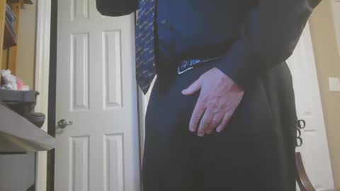 Snapshot of silverdaddy_1955 chatting on 01/19/25, 04:14 Daddy Bear online show from 01/19/25, 04:14