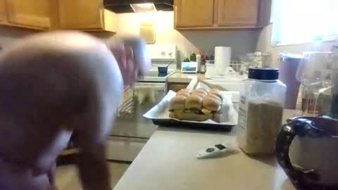 Snapshot of silverdragon70 chatting on 02/14/26, 09:00 silverdragon70 online show from 02/14/26, 09:00