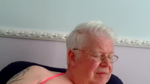 silverfoxpauly online show from 05/26/26, 12:56
