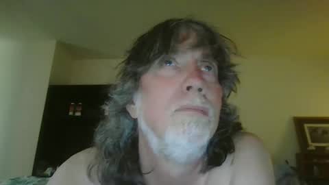 silverfunfox online show from 04/24/26, 07:49