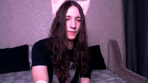 silvermuse online show from 11/13/25, 11:03