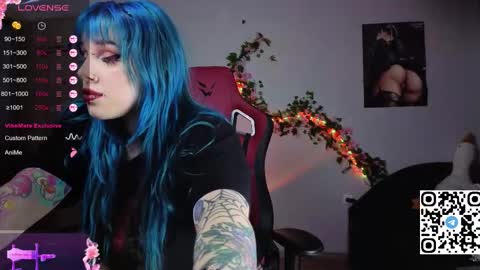 silvia_santorskii online show from 10/06/25, 09:18