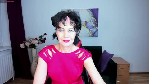 Silvia Wallec online show from 04/26/26, 05:32