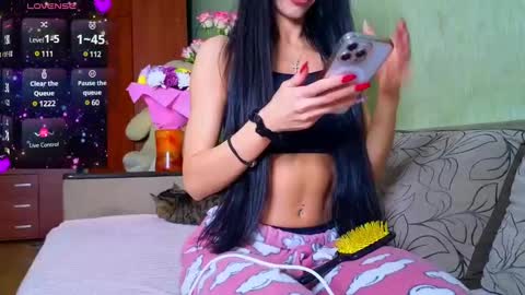 miss Anna online show from 12/10/24, 09:43