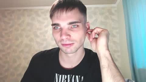 Simba online show from 10/31/25, 09:21