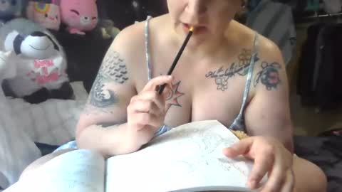 Snapshot of simm_w chatting on 06/15/26, 05:26 Simm W online show from 06/15/26, 05:26