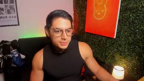 Snapshot of simon_cortes chatting on 07/14/26, 12:00 Simon Cortes online show from 07/14/26, 12:00