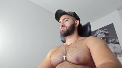 Snapshot of simon_leon01 chatting on 06/13/26, 02:20 simon_leon01 online show from 06/13/26, 02:20