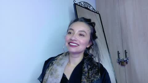 Snapshot of simone_feral chatting on 07/01/26, 12:18 simone_feral online show from 07/01/26, 12:18