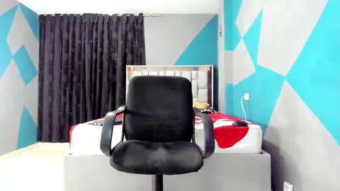 SIMON KELER online show from 12/31/24, 08:37