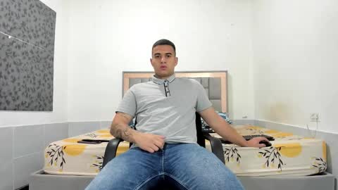 SIMON KELER online show from 02/02/26, 01:21